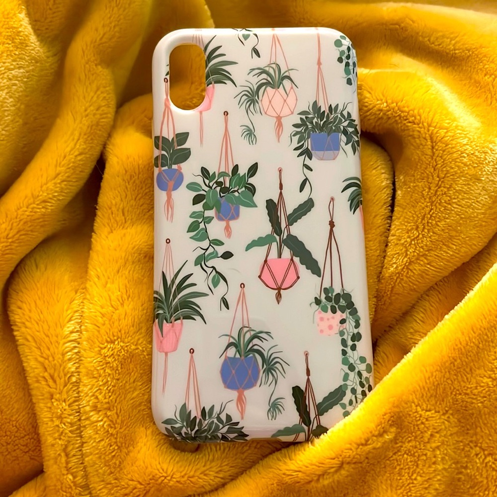 Casely brand iPhone XR case. Never used, soft shell case.